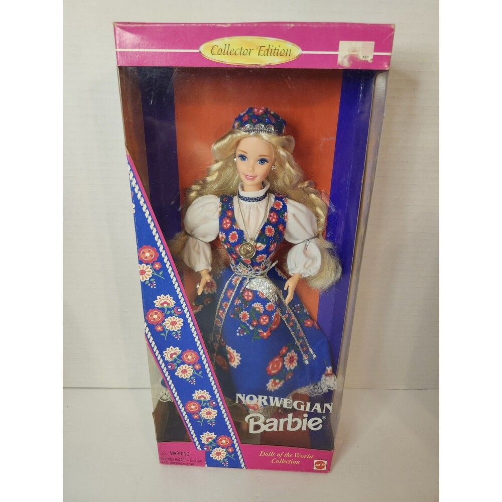 NORWEGIAN BARBIE MATTEL DOLLS OF THE WORLD COLLECTION 1995 14450